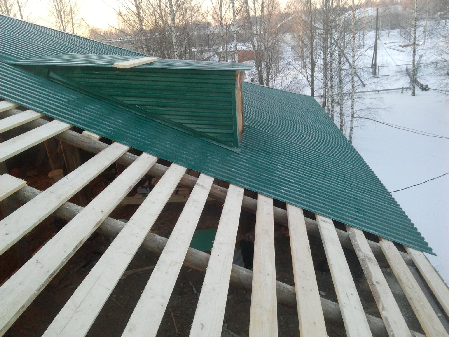 Монтаж кровли из профнастила