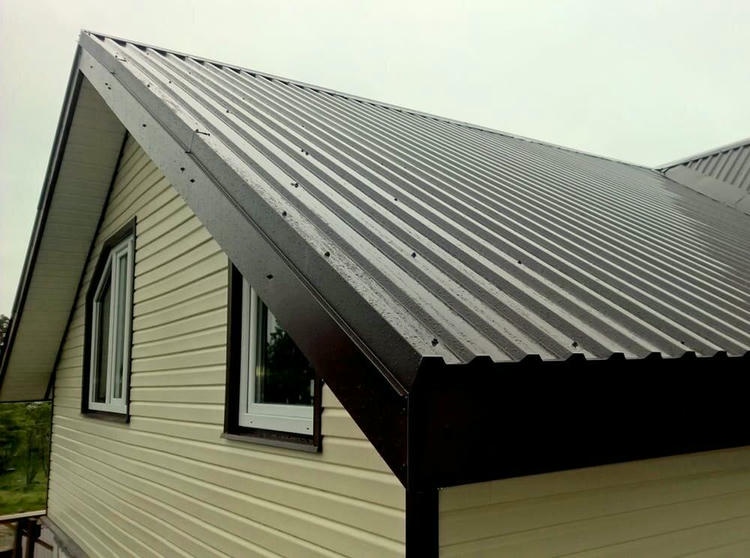 Как сделать крышу из металлопрофиля технология и нюансы монтажного процесса