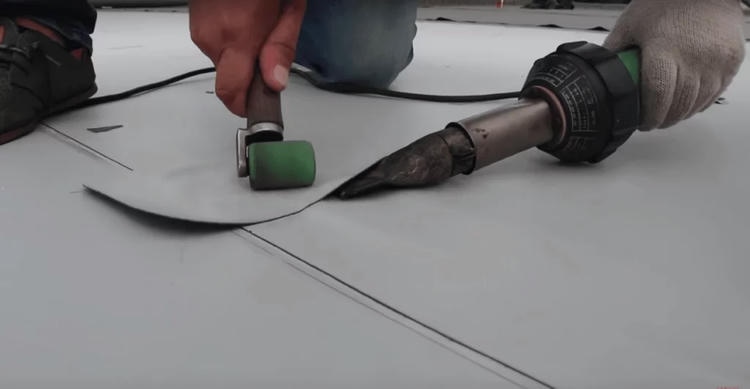 Способы ремонта металлической кровли