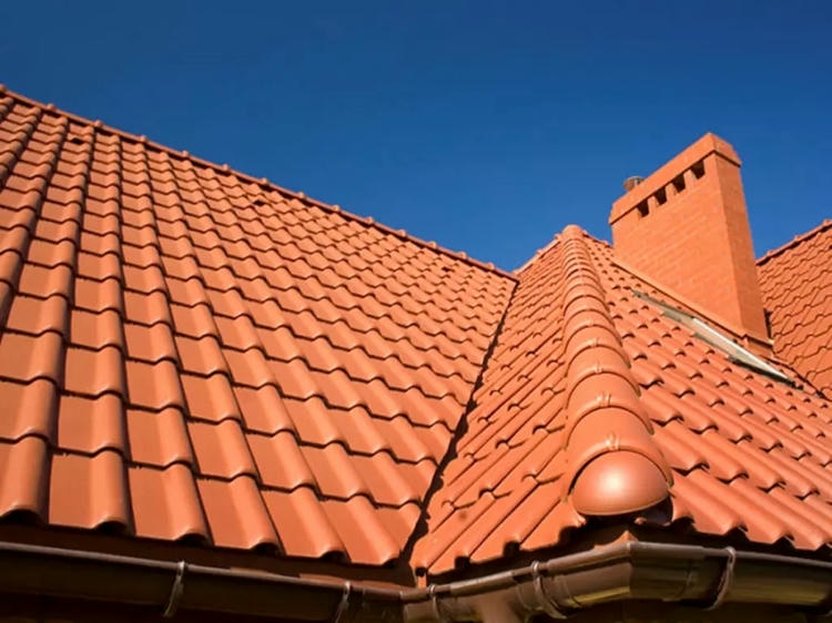 Стоимость крыши из керамической черепицы