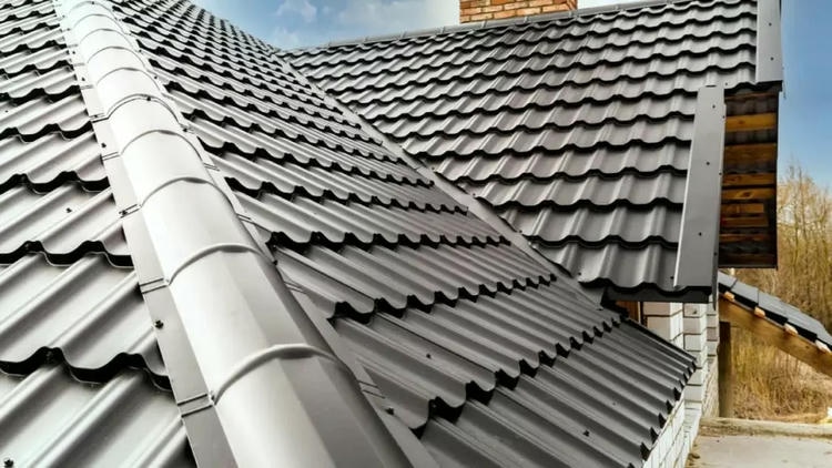 Точный расчет размеров и количества металлочерепицы для крыши
