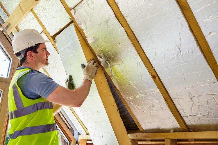 услуги по утеплению крыши