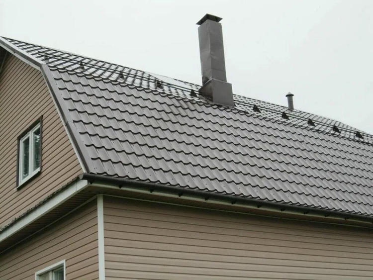 Выбор надежного производителя металлочерепицы