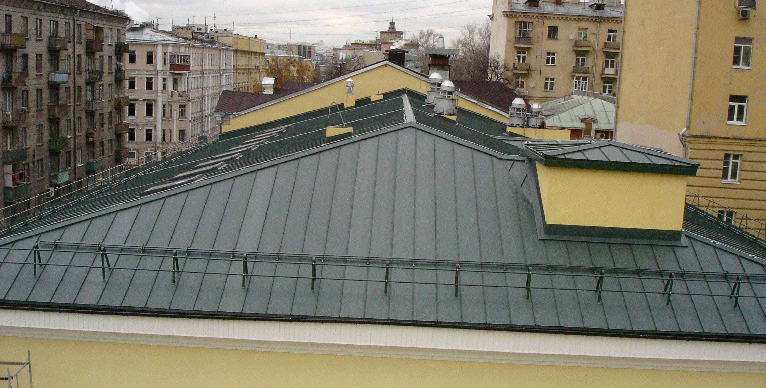 Ремонт кровли в Москве