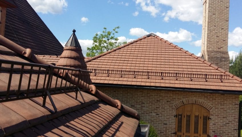 Снегозадержатели на черепице