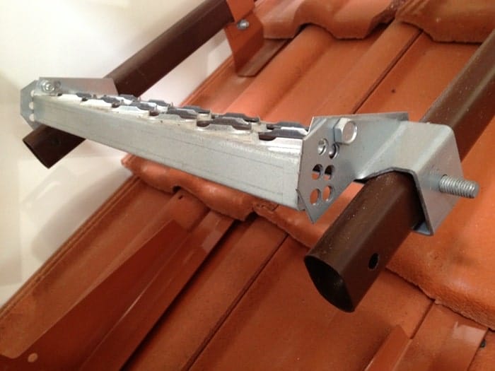 Противоскользящая накладка на ступени