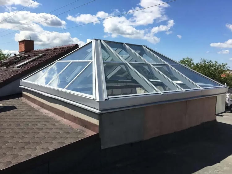 Зенитный фонарь